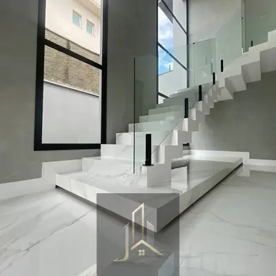 Anúncio de Jotavl: Casa no Condomínio Villaggio Paradiso por R$2.500.000